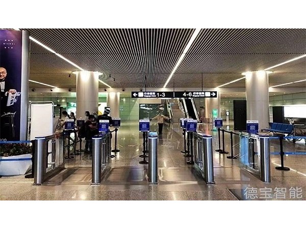 擺閘速通門是什么樣的？怎么區(qū)分？